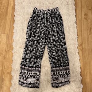 Black & White Patterned Wide-Leg Pants